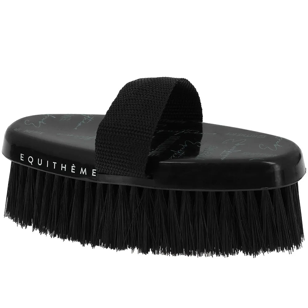 EQUITHÈME – Teenage Body Brush